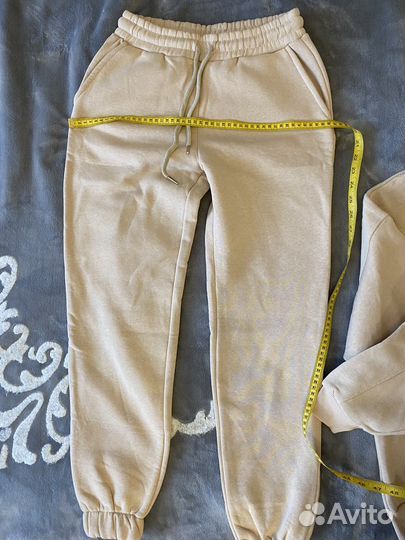 Спортивные штаны и худи