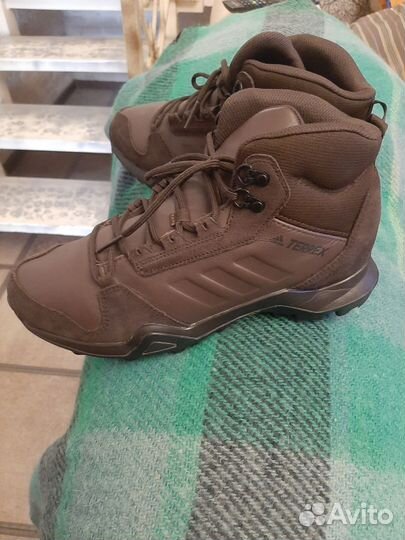 Кроссовки adidas 41