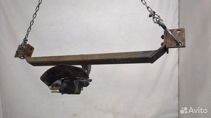 Прицепное устройство Toyota Avensis 1, 2000