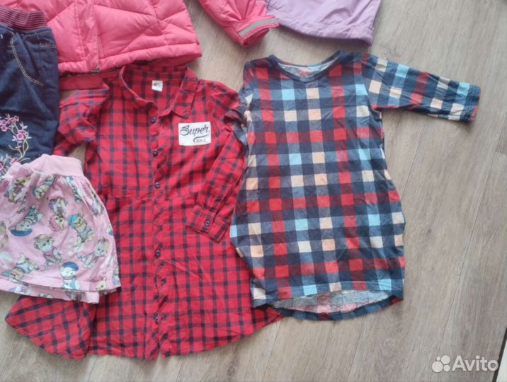 Одежда пакетом на девочку 110-120.Куртка, жилетка