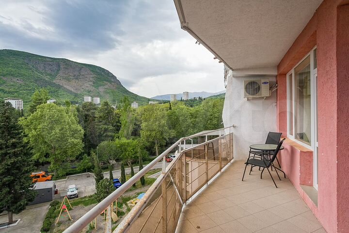 2-к. апартаменты, 56 м², 4/17 эт.