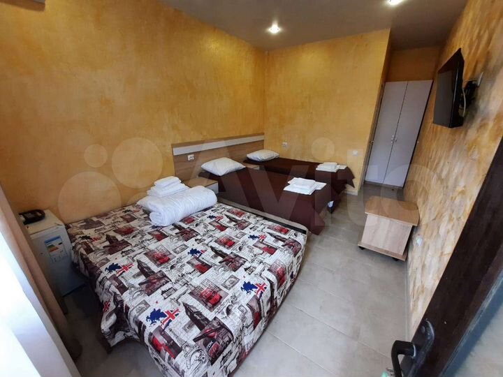 Комната 18 м² в 4-к., 1/2 эт.