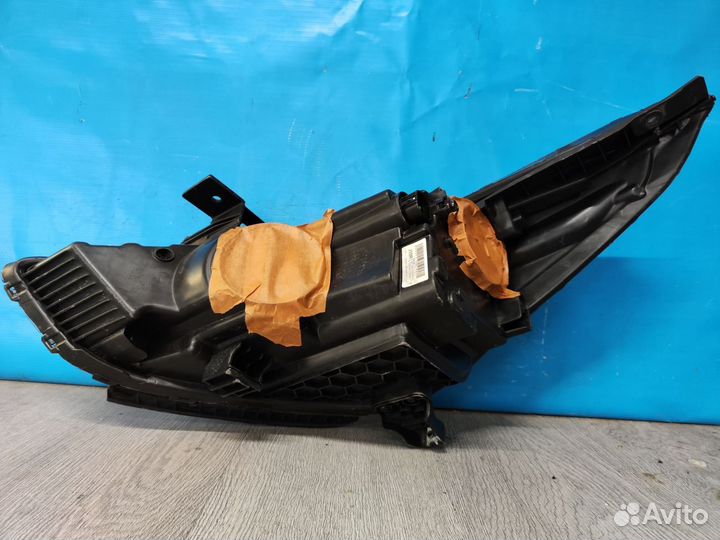 Фара правая Hyundai Solaris 2 2017
