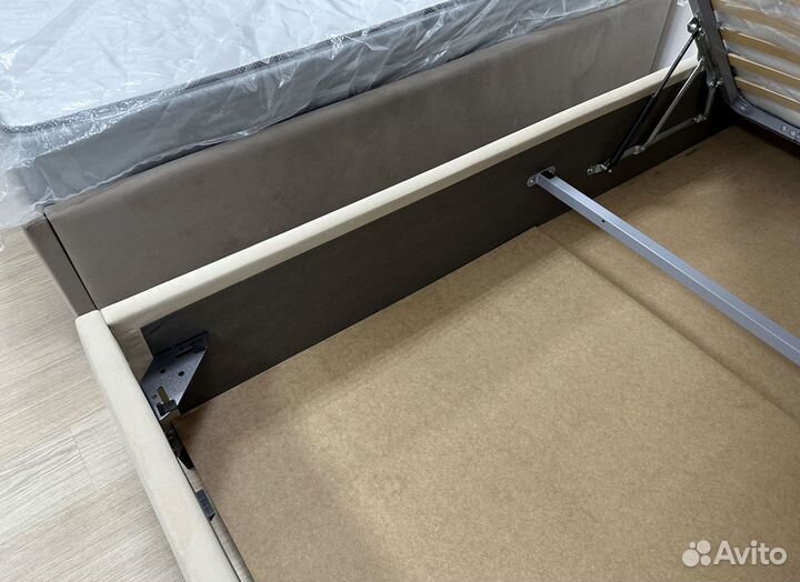 Кровать 160х200