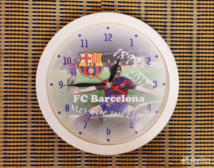 Фанатам Месси и Роналду - часы и стакан