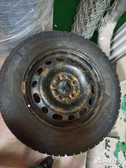 Michelin Pilot Sport 4 S 195/65 R15