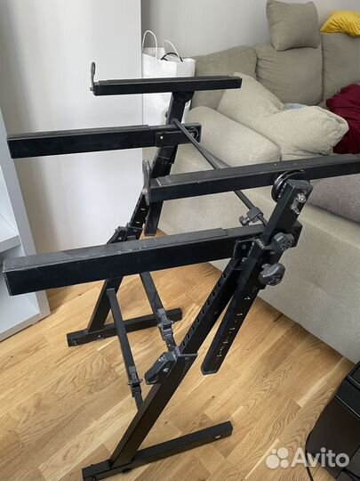 Стойка для синтезатора