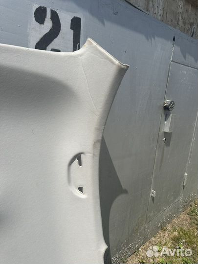 Обшивка потолка skoda rapid