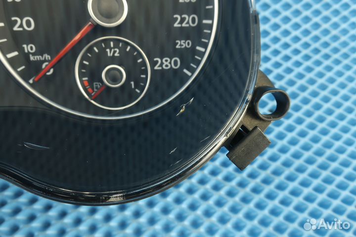 Панель приборов Volkswagen Jetta 6