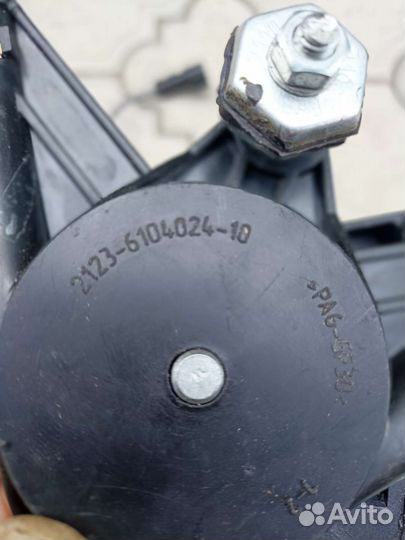 Моторчик на стеклоподъëмник