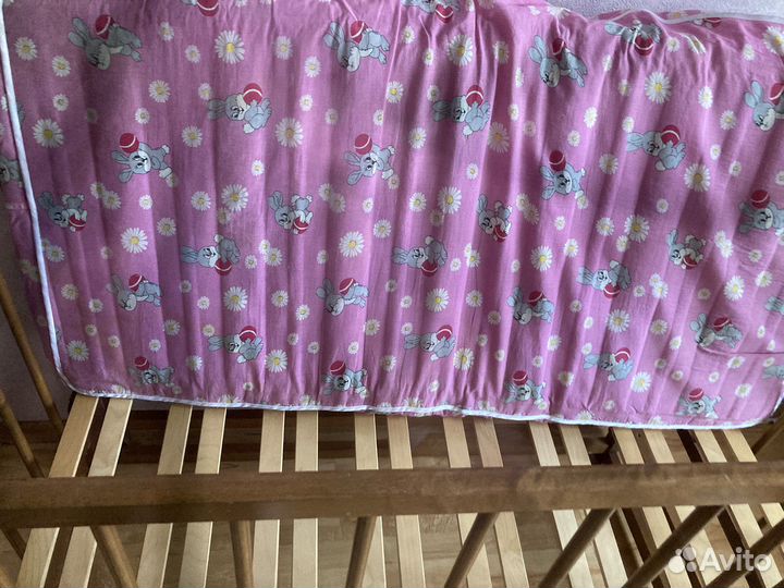 Продам кроватку детскую