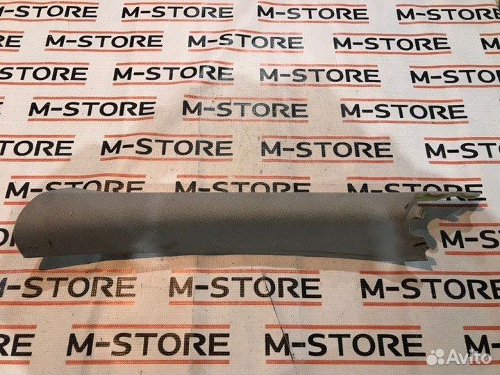 Обшивка стойки передняя левая Mercedes-Benz