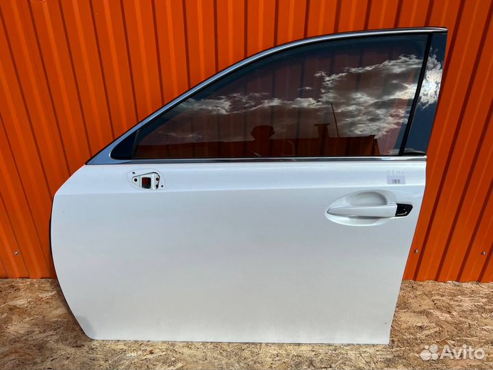 Дверь передняя левая Lexus GS 4