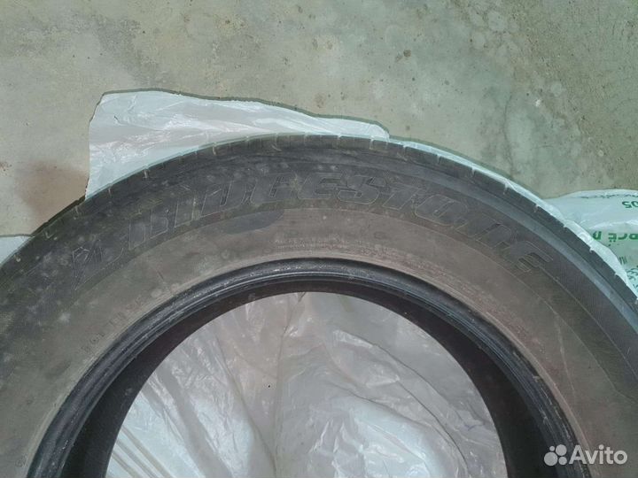 Bridgestone Dueler H/P 235/65 R18 105H