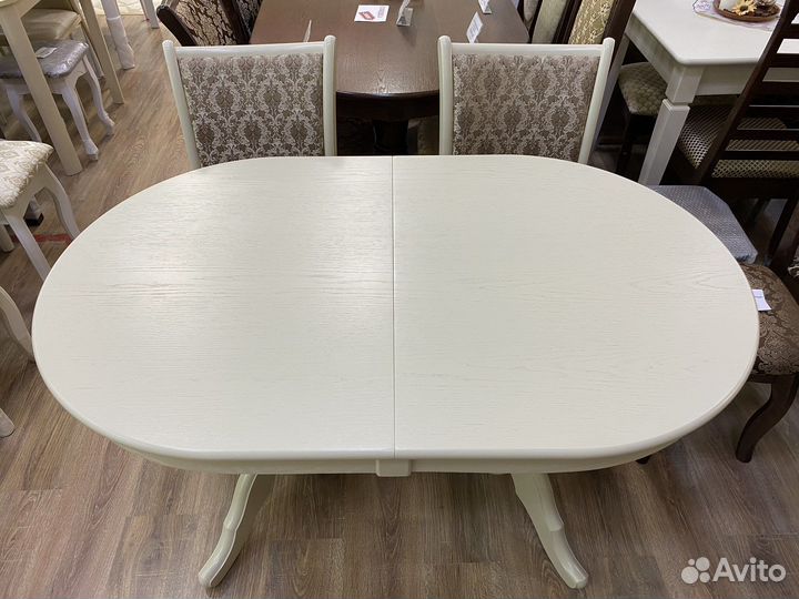 Стол из массива