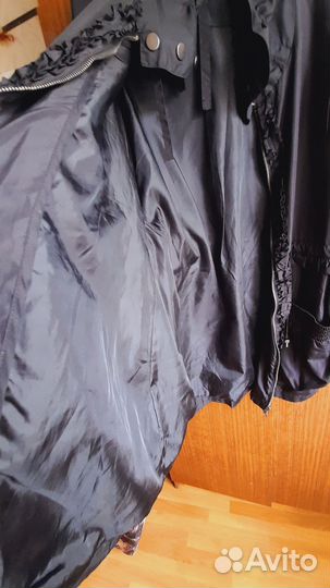 Куртка - ветровка женская 48-50 р