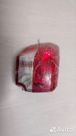 Kia rio 3 хэтчбек задняя левая фара 2015-2017