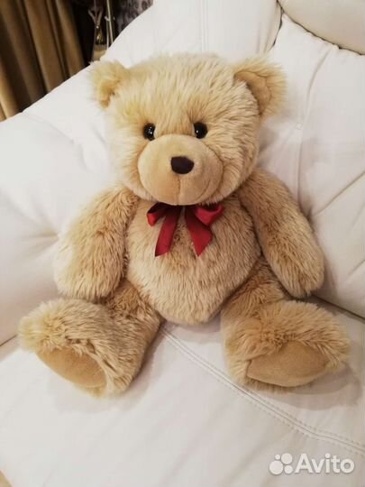 Плюшевый медведь