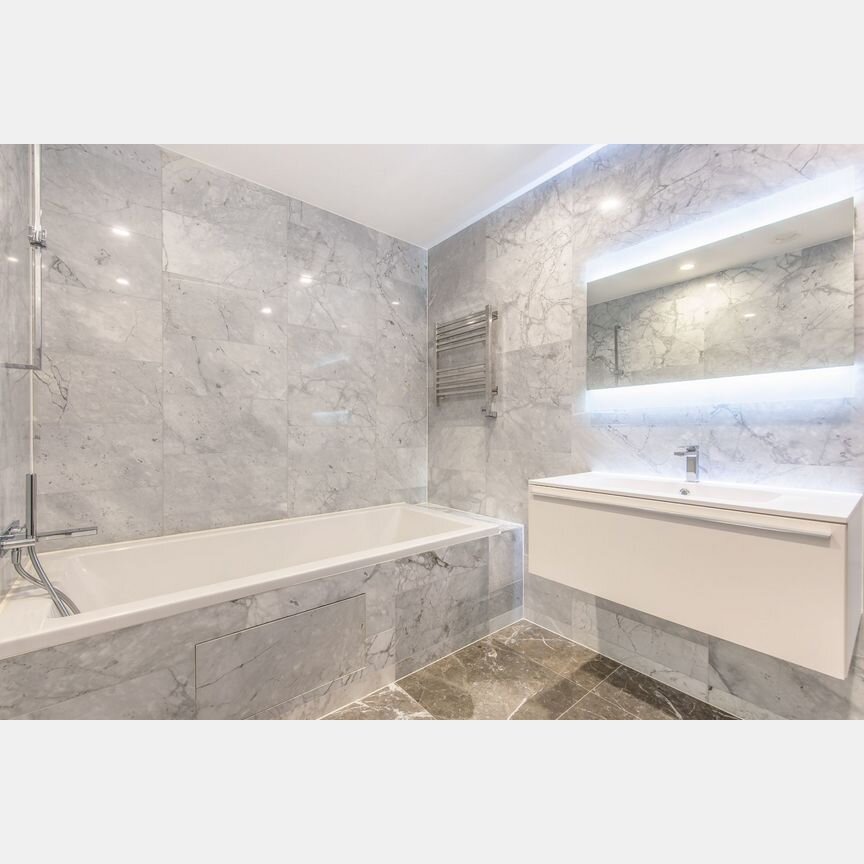 3-к. апартаменты, 157,4 м², 59/85 эт.