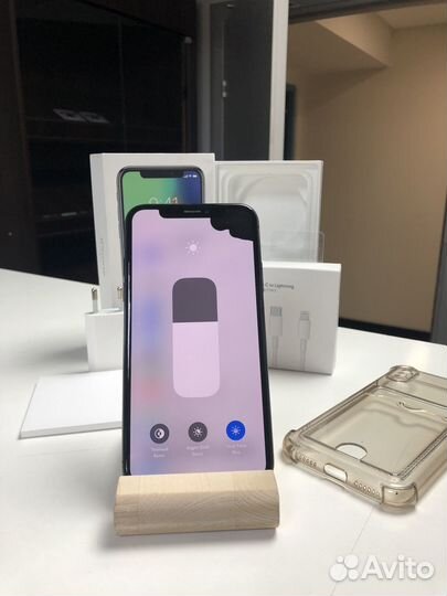 iPhone X 64gb черный