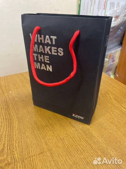 Зажигалка бензиновая zippo