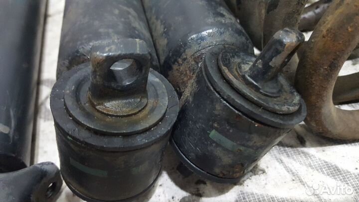 Пружины+амортизаторы на Mercedes W116