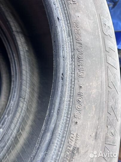 Bridgestone Blizzak Revo GZ 225/60 R18 100S