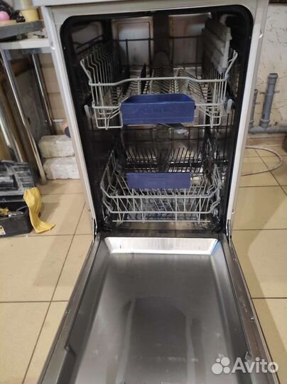 Узкая посудомоечная машина Сименс