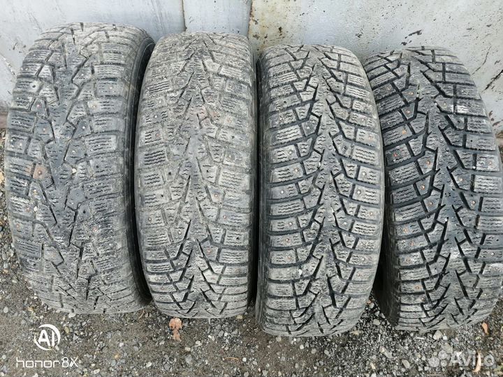 Maxxis ArcticTrekker NP3 205/60 R16