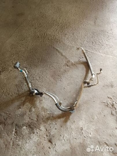 Трубка кондиционера на Хендай Элантра HD 1,6 МКПП