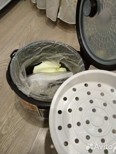 Мультиварка новая