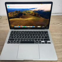 Apple macbook air 13 2020 m1 8 RAM 256GB