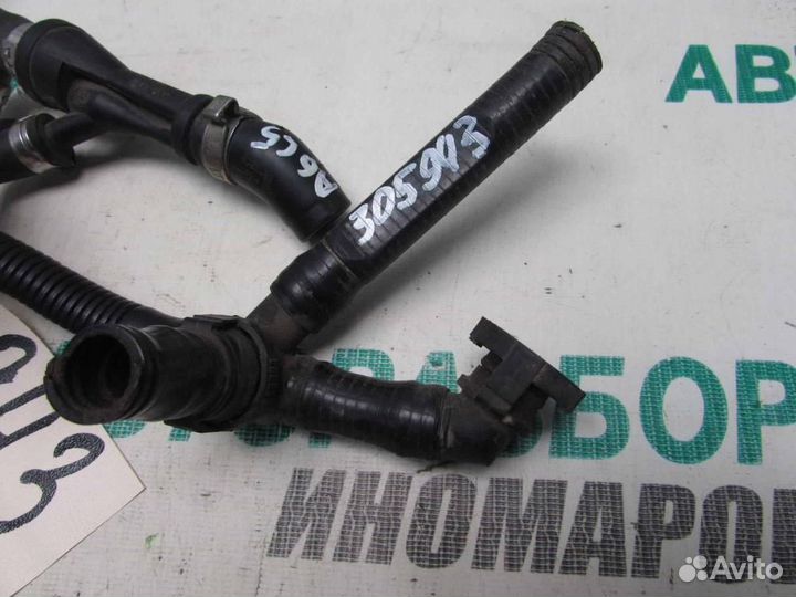 Тройник системы охлаждения для Audi A6 2 1997-200