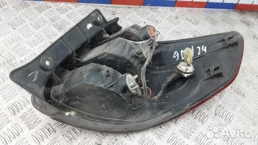 Фонарь задний левый suzuki SX4 YA11S (9DN24MX01)