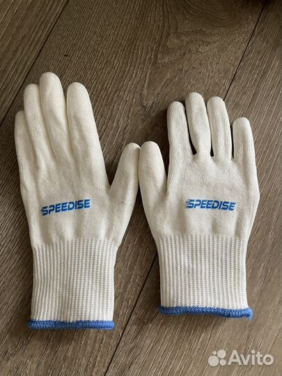 Перчатки конькобежные (шорт-трек)