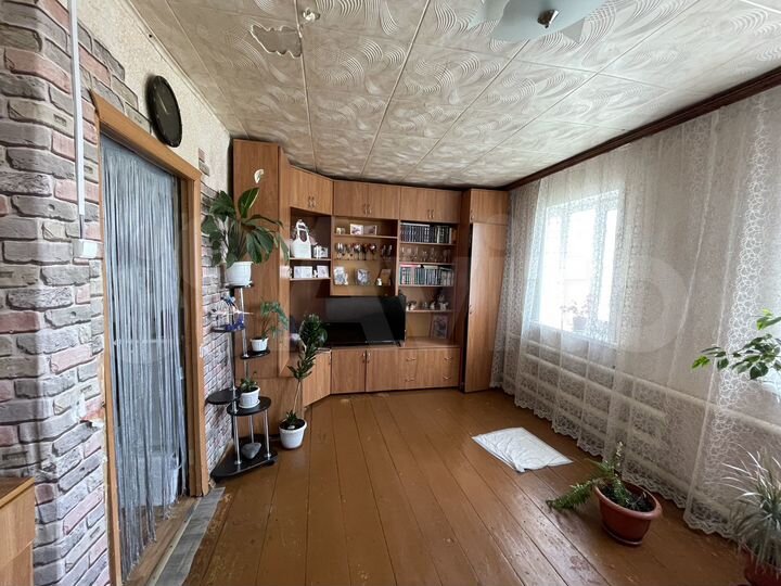 Дом 76,5 м² на участке 50 сот.