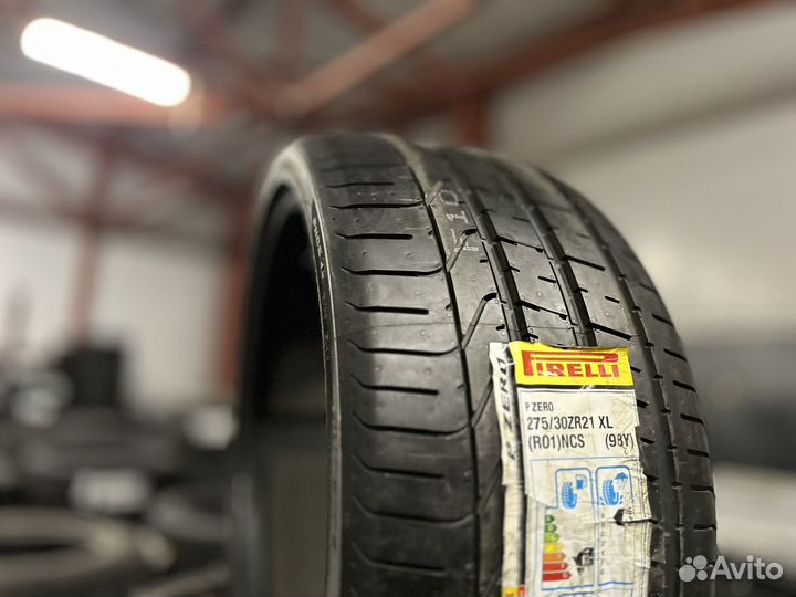 Pirelli P Zero 275/30 R21