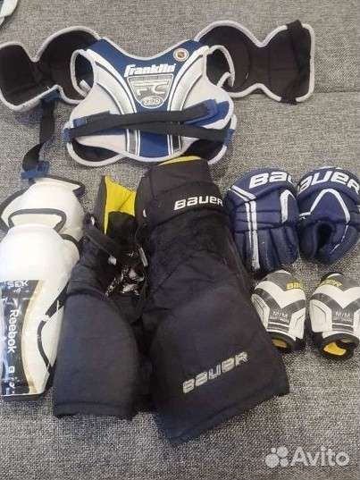 Хоккейная форма. Вратарская форма