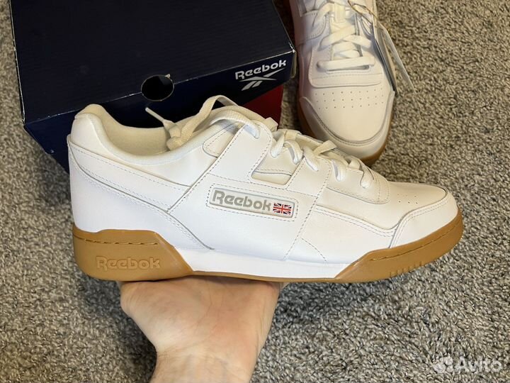 Reebok Workout Plus новые, оригинал (9-12uk)