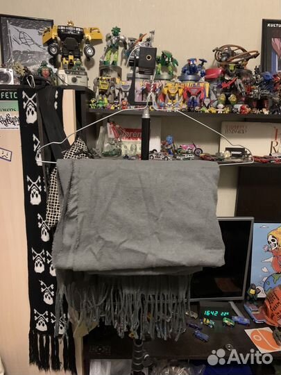 Два шарфа zara