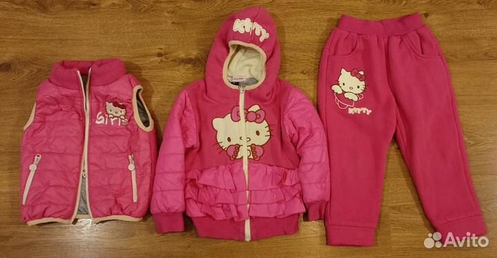 Продам костюм из 3-ех вещей Hello Kitty из Европы