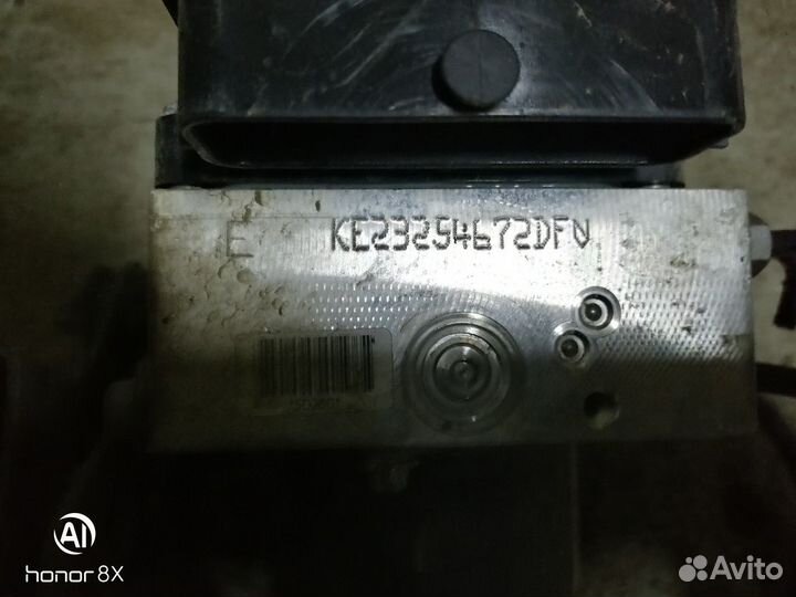 Блок ABS (насос) (Volkswagen Passat CC)