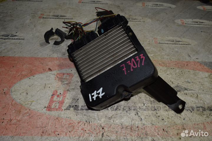 Резистор топливного насоса c Toyota Crown JZS175 2