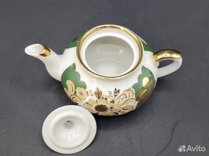 Чайник фарфор позолота Цветы дфз Вербилки