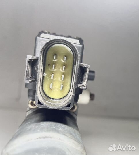 Моторчик стеклоподъемника Audi а4b5