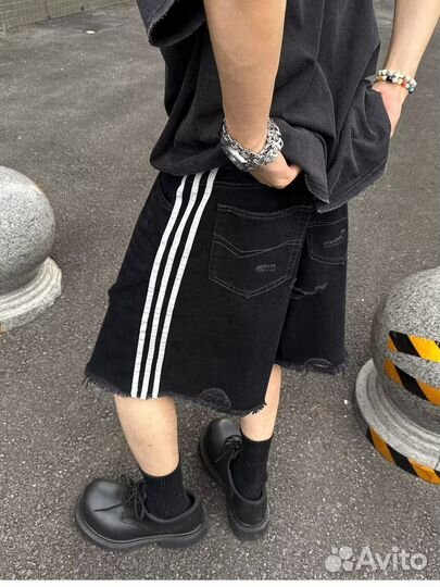 Шорты Balenciaga x Adidas