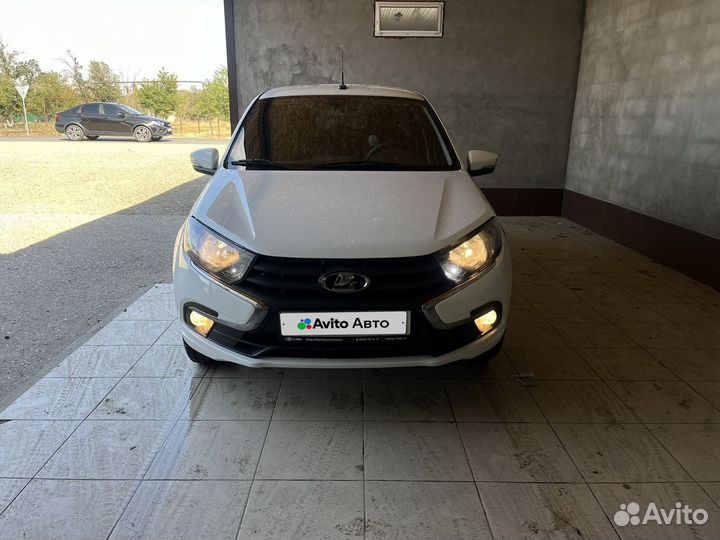 LADA Granta 1.6 МТ, 2021, 129 000 км