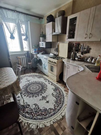 2-к. квартира, 80 м², 3/3 эт.