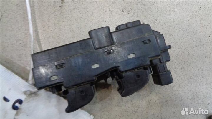 Блок управления стеклоподъемниками передний левый