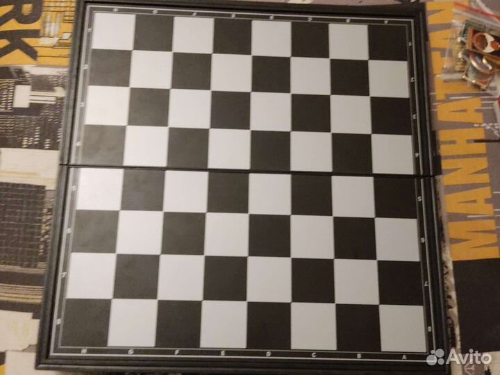 Доска для шахмат и шашек